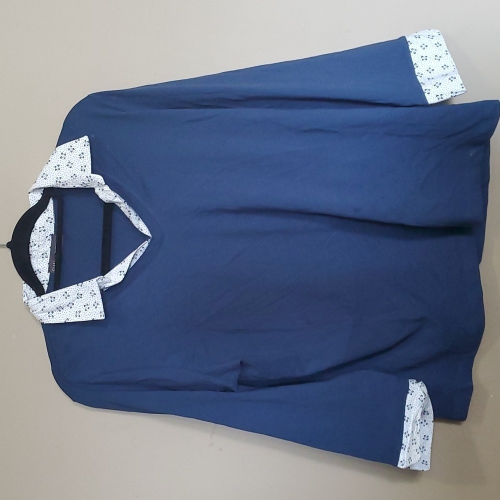 Classic edition size large top nwot